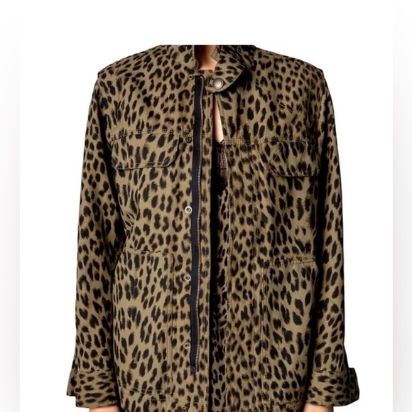 Zadig & Voltaire
Kayaka Leopard-Print Canvas
Jacket size L fit 6-8 like new - Picture 5 of 15